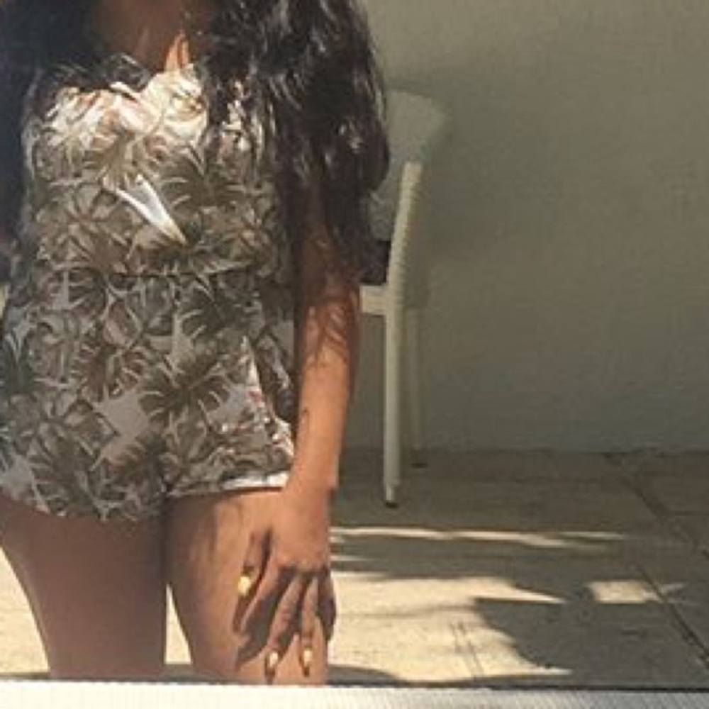 Cute “leaf print” romper